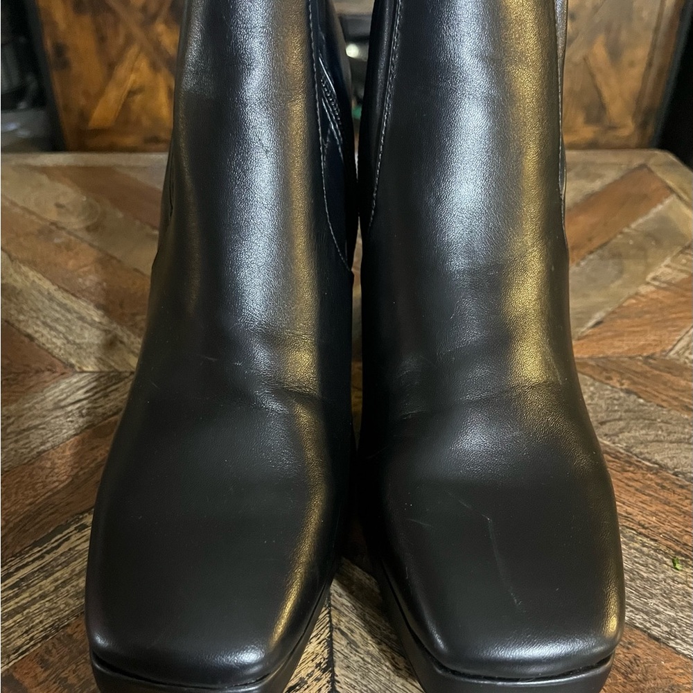 Princess Polly Black Heeled Boots with Chunky Heel size 10 . New - Picture 3 of 6